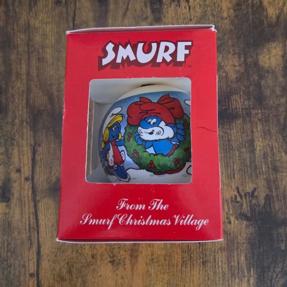 Vintage 1982 Smurf Christmas Village Unbreakable Satin Ornament Smurfette Boxed